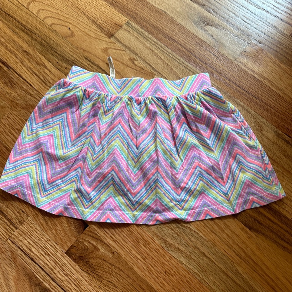 Oshkosh skort. Like new! Size 6/6x - Picture 2 of 2